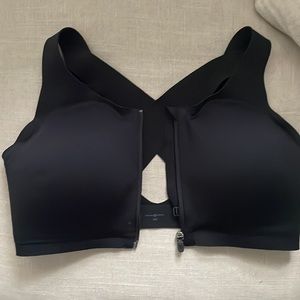 Lululemon athletica run Enlite sports bra 38E black